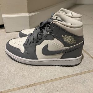 New Jordan 1 Mid Stealth (W) - UK 3